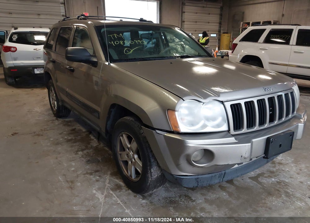 2005 JEEP GRAND CHEROKEE LAREDO VIN: 1J4GR48K35C571936