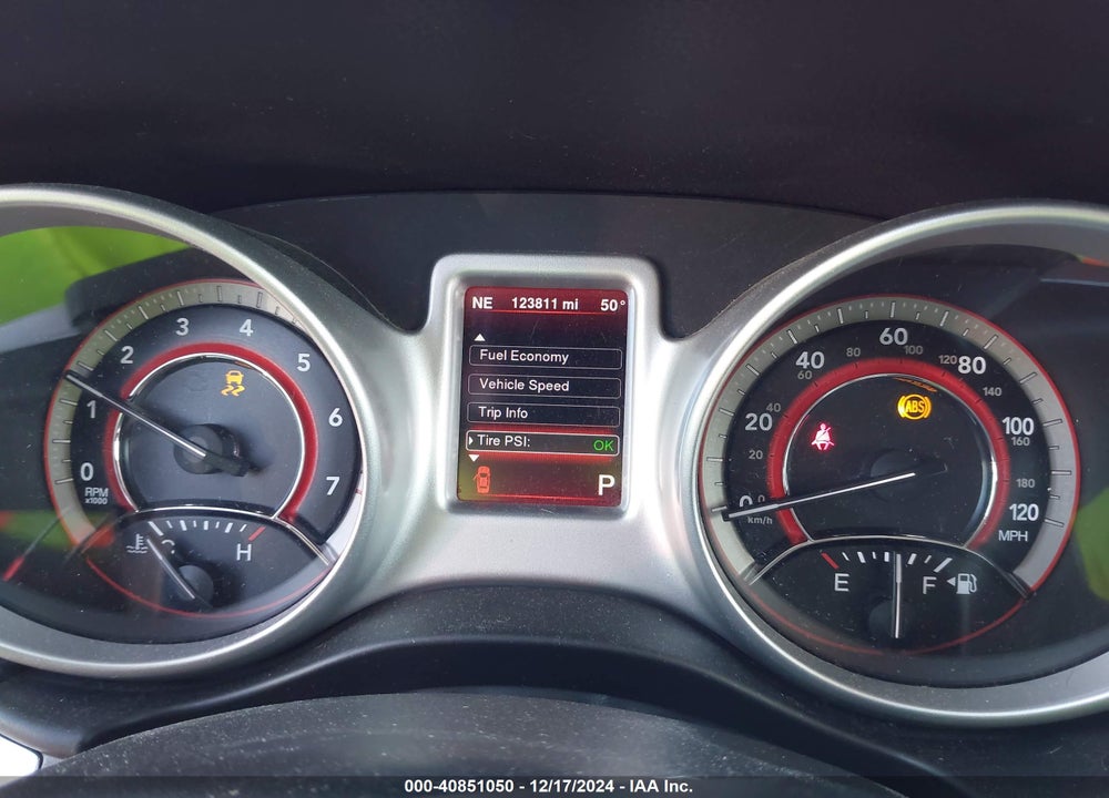 2013 DODGE JOURNEY SXT VIN: 3C4PDCBG2DT587518