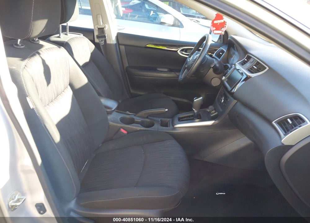 2019 NISSAN SENTRA SV VIN: 3N1AB7AP7KY454468