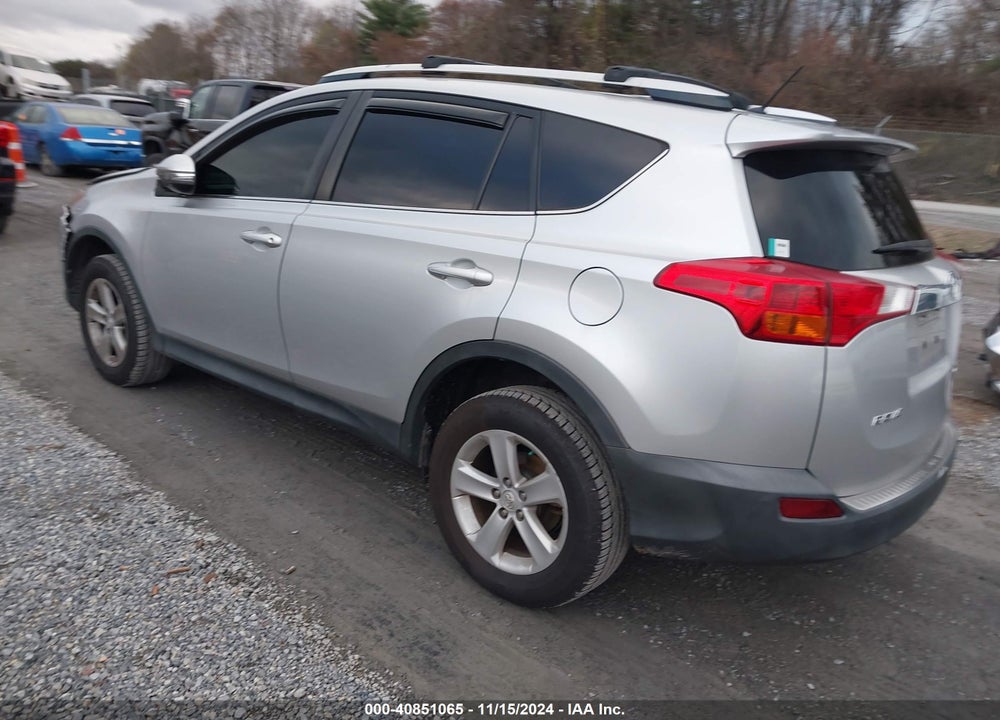 2013 TOYOTA RAV4 XLE VIN: 2T3WFREV1DW063661