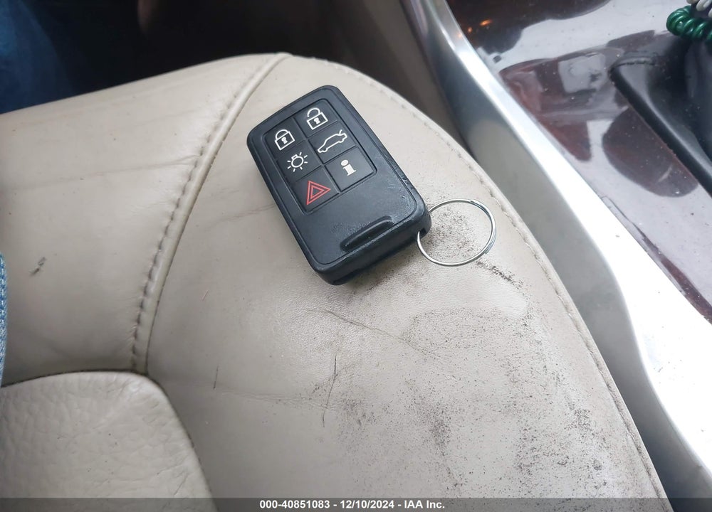2013 VOLVO XC70 3.2 PREMIER VIN: YV4940BZ9D1148457