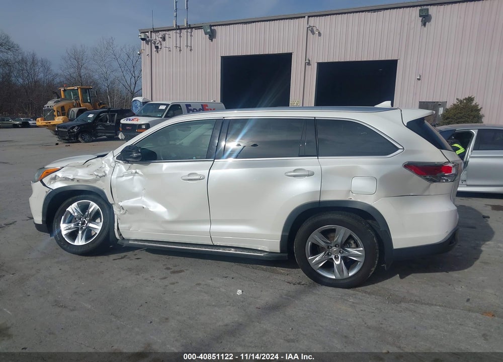 2015 TOYOTA HIGHLANDER LIMITED V6 VIN: 5TDDKRFH5FS072220