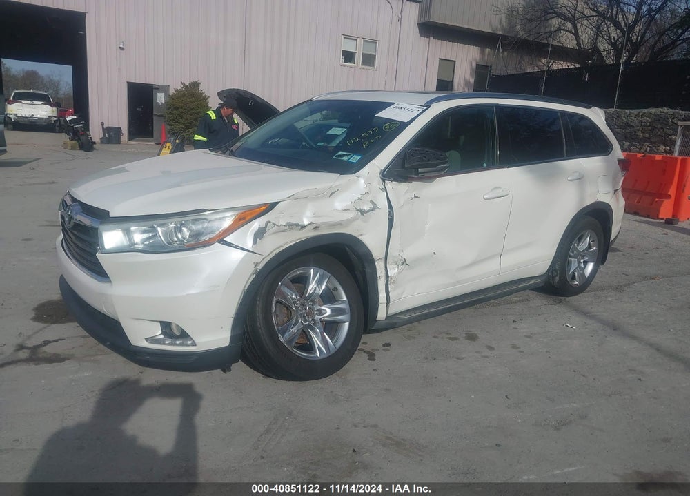 2015 TOYOTA HIGHLANDER LIMITED V6 VIN: 5TDDKRFH5FS072220