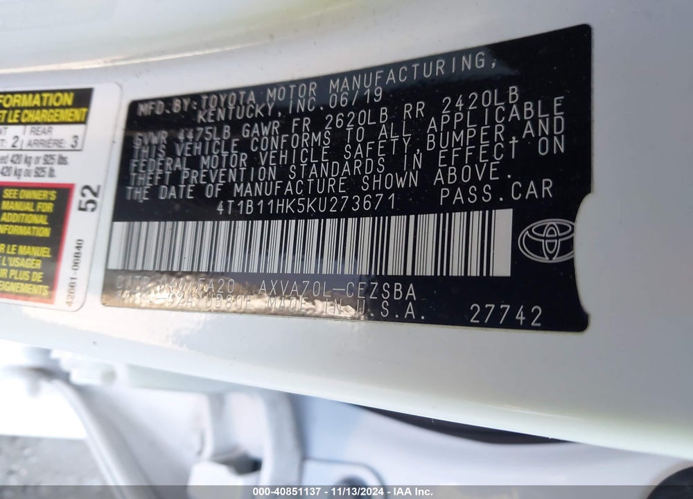 2019 TOYOTA CAMRY SE VIN: 4T1B11HK5KU273671