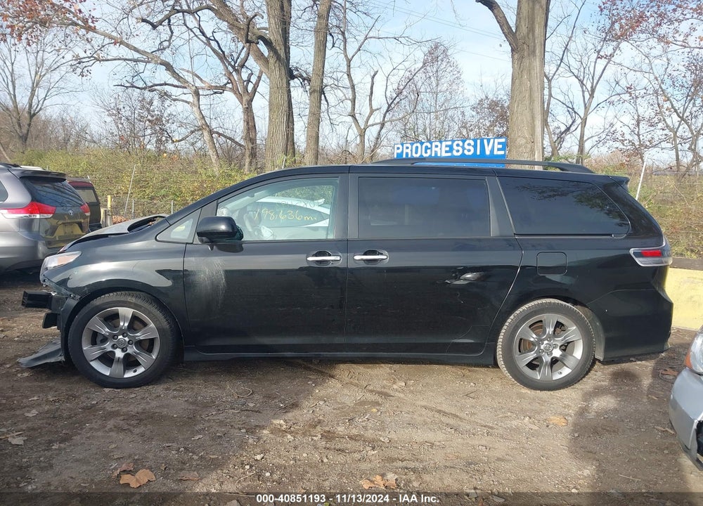 2013 TOYOTA SIENNA SE 8 PASSENGER VIN: 5TDXK3DC2DS294356