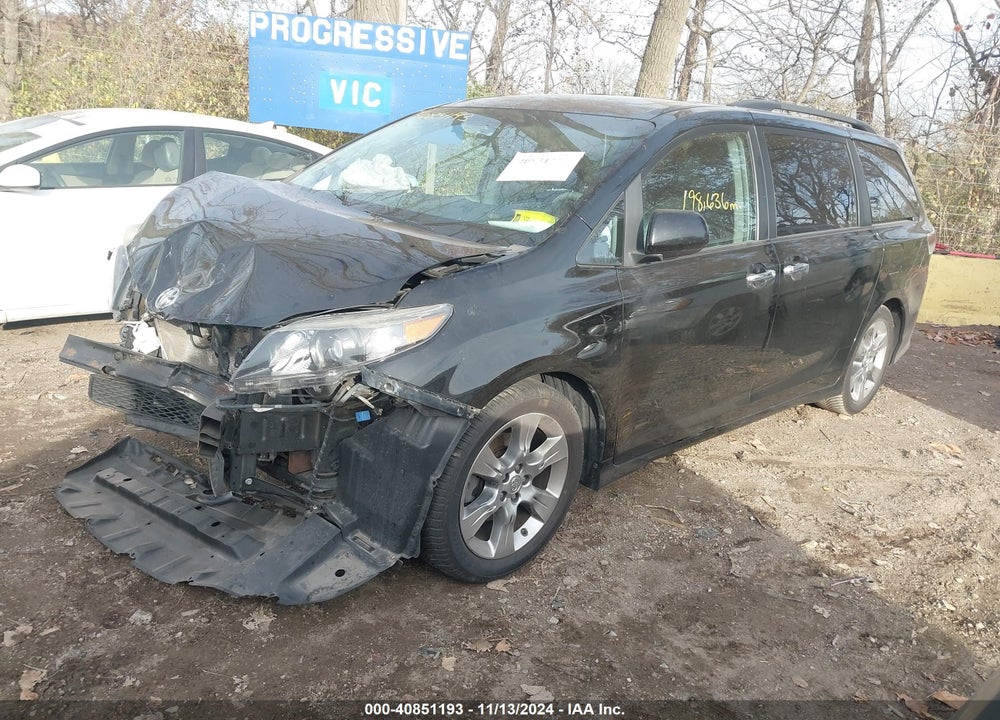 2013 TOYOTA SIENNA SE 8 PASSENGER VIN: 5TDXK3DC2DS294356