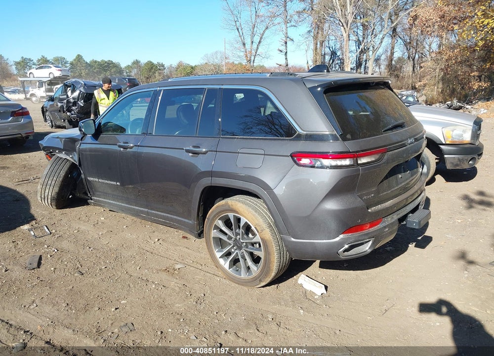 2023 JEEP GRAND CHEROKEE OVERLAND 4X4 VIN: 1C4RJHDG2PC593301