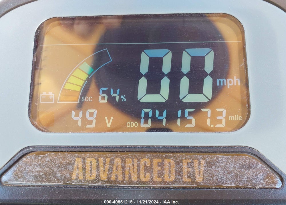 2021 SUFC ADVANCED EV GOLF CART VIN: 4M9M62B66MC020380