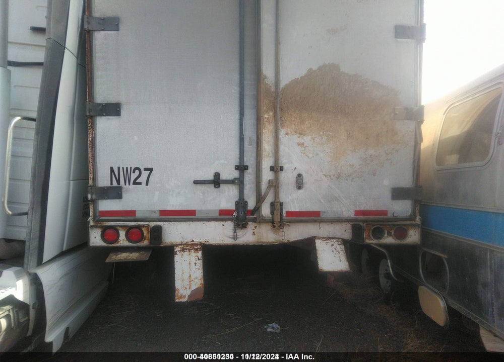 2000 HYUNDAI TRANSLEAD INC --- VIN: 3H3V532C6YT076002