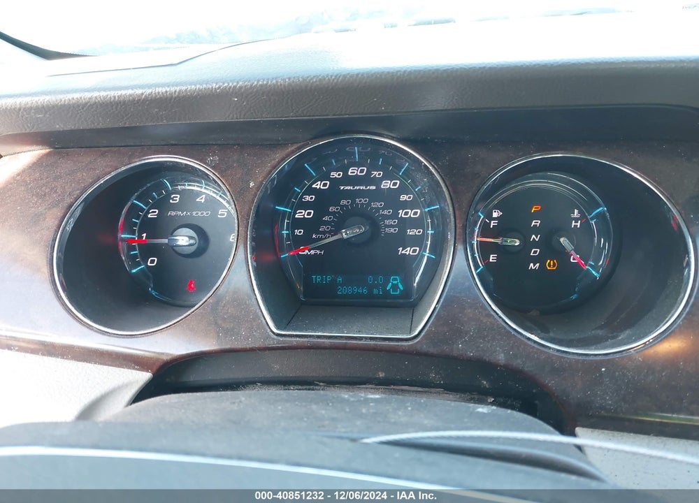 2011 FORD TAURUS SEL VIN: 1FAHP2EWXBG126180