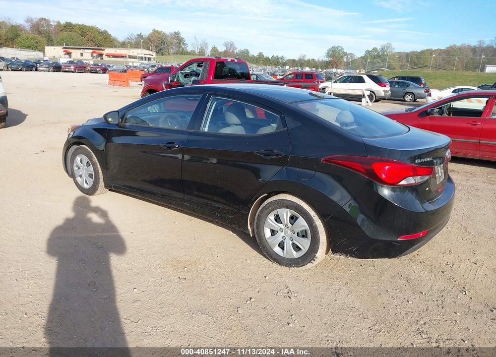2016 HYUNDAI ELANTRA SE VIN: 5NPDH4AE1GH680614