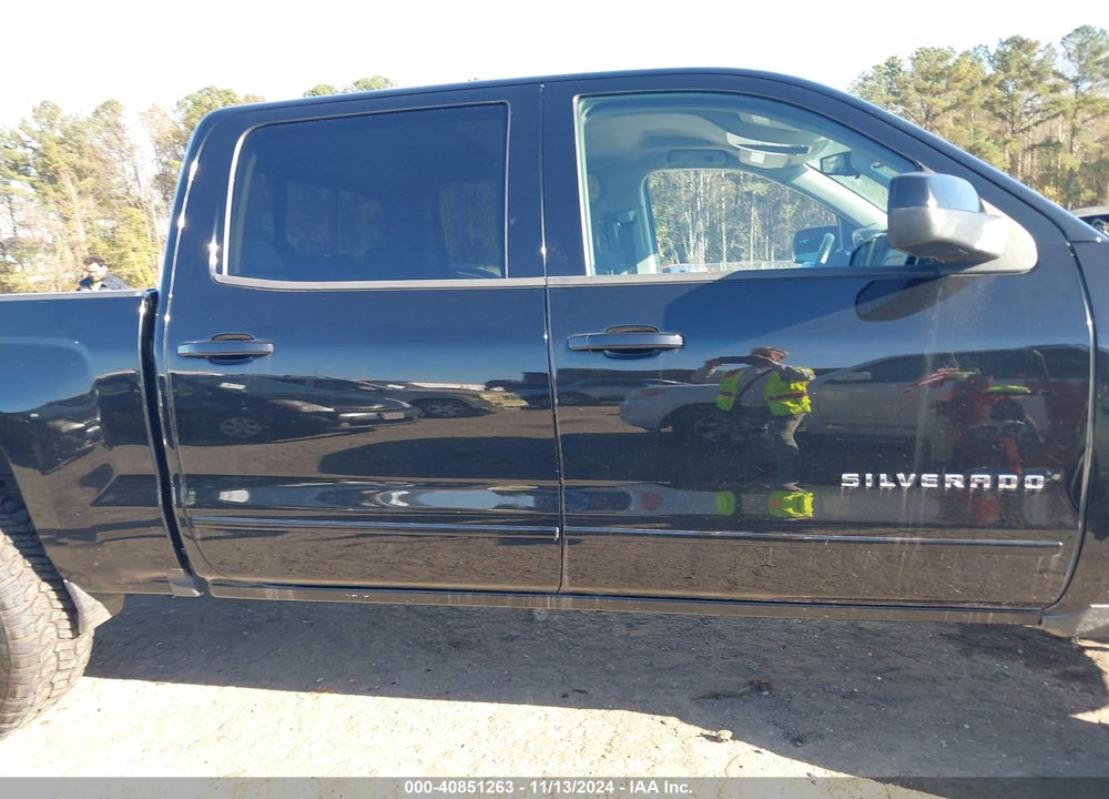 2018 CHEVROLET SILVERADO 1500 2LT VIN: 3GCUKREC3JG464237