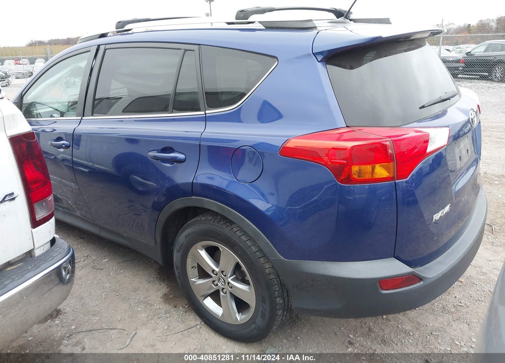 2015 TOYOTA RAV4 XLE VIN: 2T3RFREV0FW361344