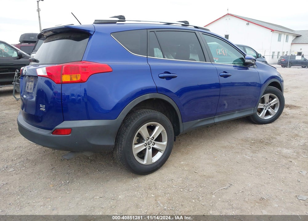 2015 TOYOTA RAV4 XLE VIN: 2T3RFREV0FW361344