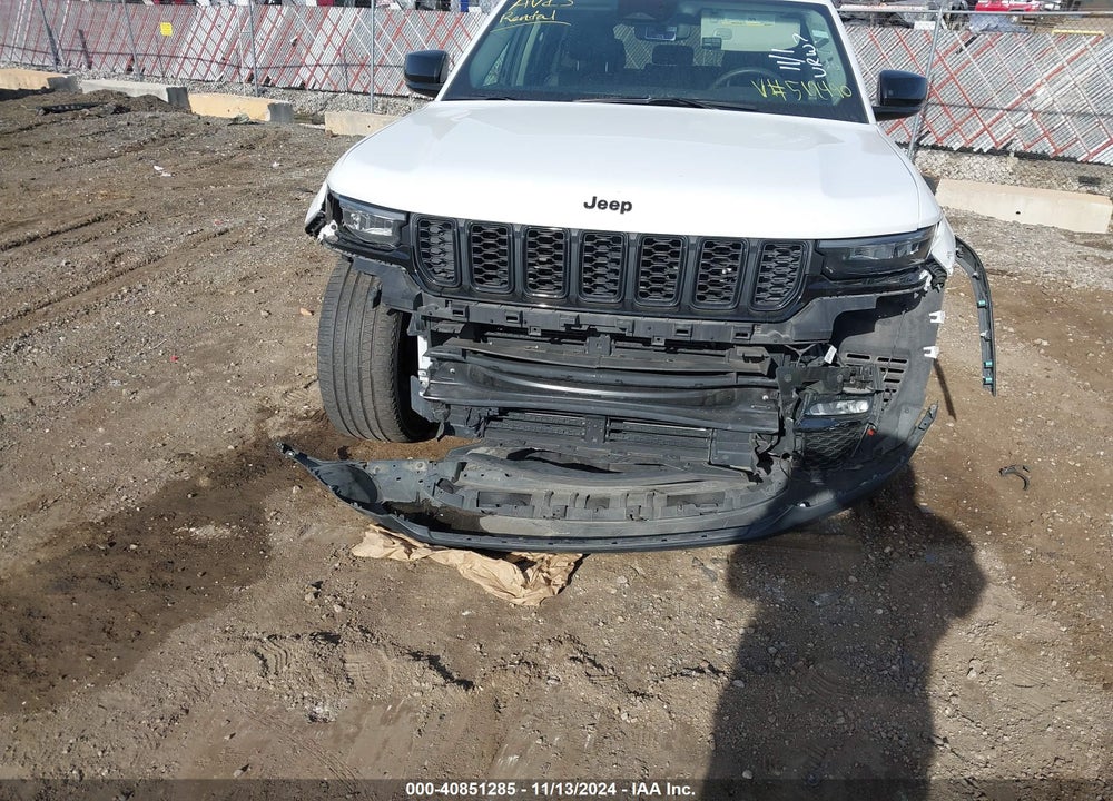 2023 JEEP GRAND CHEROKEE LIMITED 4X4 VIN: 1C4RJHBG7PC512490