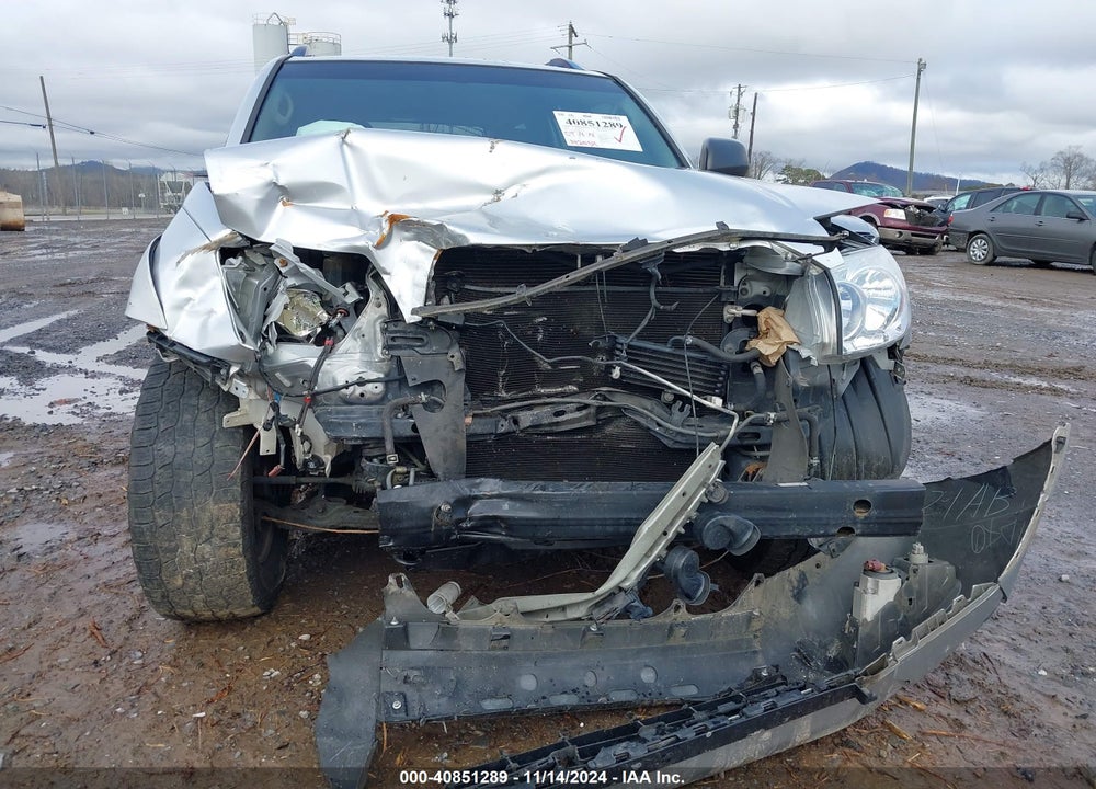 2004 TOYOTA 4RUNNER SR5 V8 VIN: JTEBT14R648015815