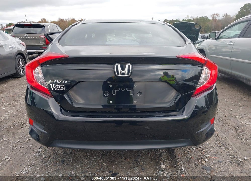 2018 HONDA CIVIC LX VIN: 2HGFC2F50JH593597