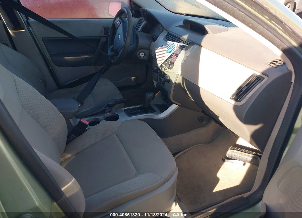 2008 FORD FOCUS S VIN: 1FAHP34N68W266398