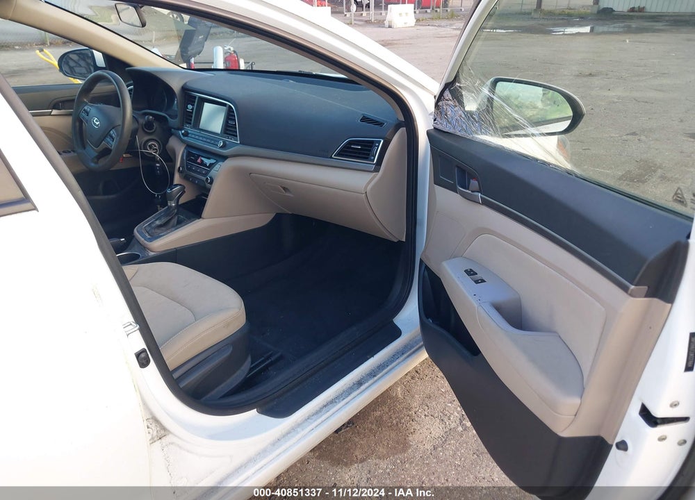 2018 HYUNDAI ELANTRA SEL VIN: 5NPD84LF2JH227664