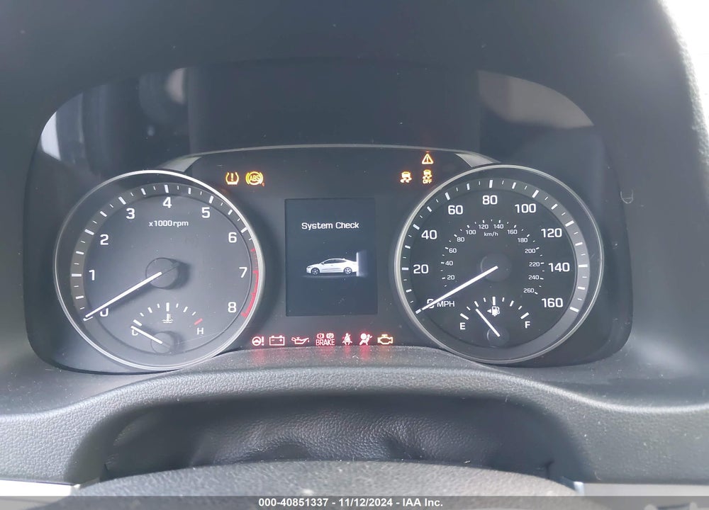 2018 HYUNDAI ELANTRA SEL VIN: 5NPD84LF2JH227664