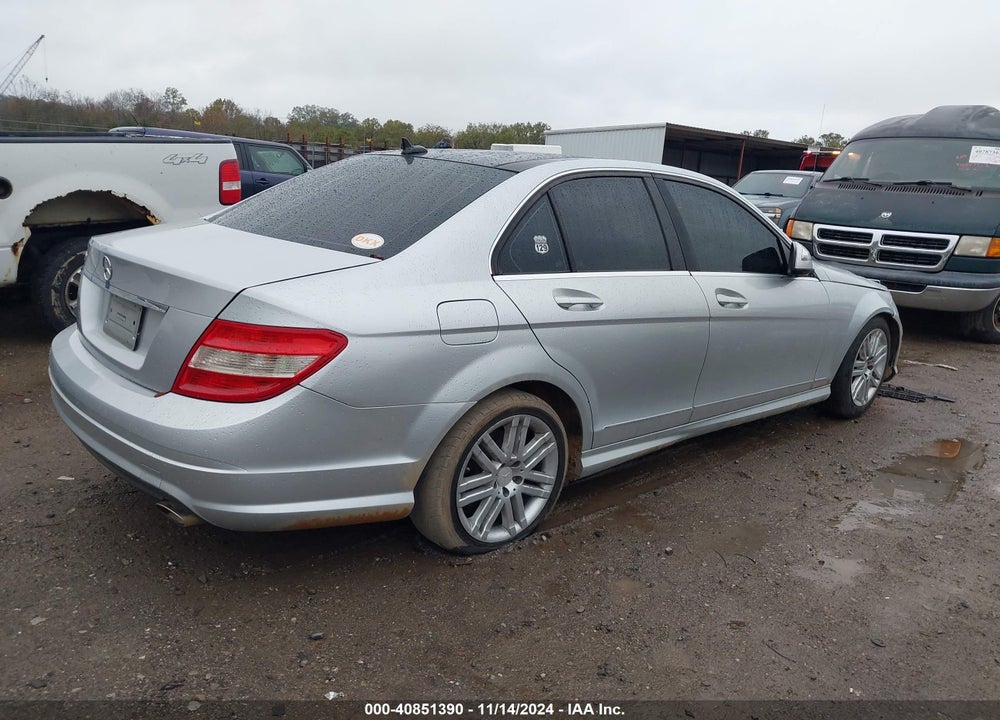 2008 MERCEDES-BENZ C 300 LUXURY/SPORT VIN: WDDGF54X28R013086