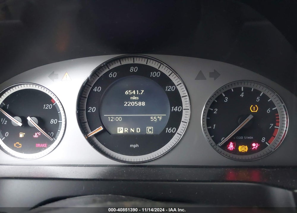 2008 MERCEDES-BENZ C 300 LUXURY/SPORT VIN: WDDGF54X28R013086