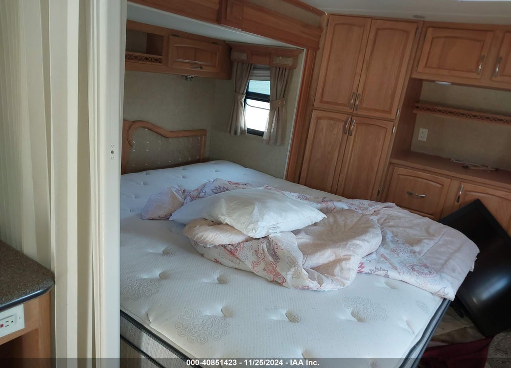 2009 HOLIDAY RAMBLER OTHER VIN: 1KB3C1U229W179955