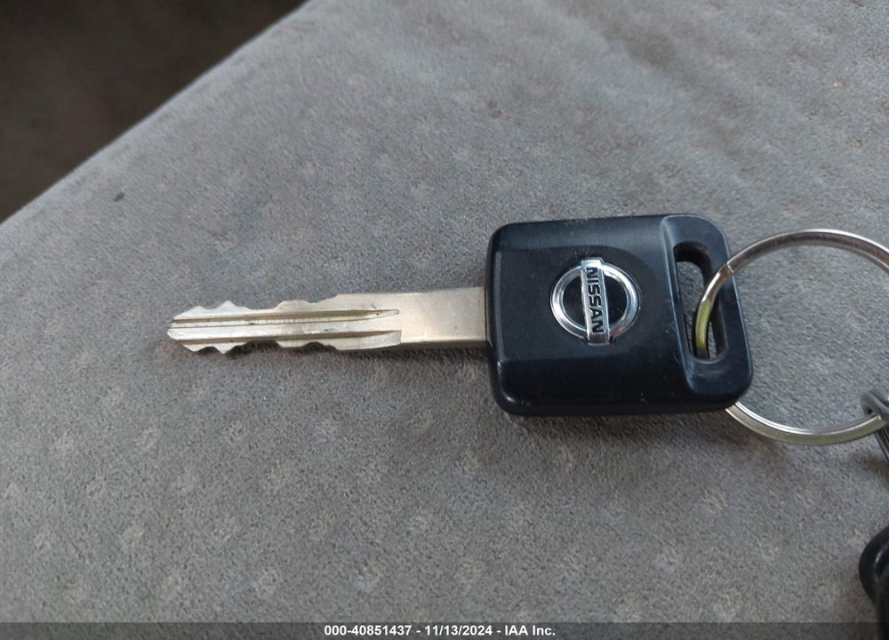 2004 NISSAN MAXIMA 3.5 SE VIN: 1N4BA41E24C922660