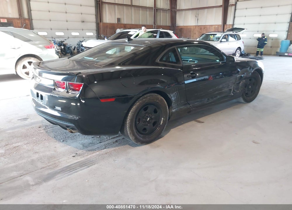 2013 CHEVROLET CAMARO 1LS VIN: 2G1FE1E33D9209824