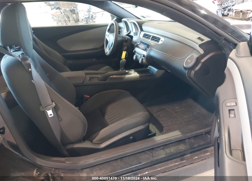 2013 CHEVROLET CAMARO 1LS VIN: 2G1FE1E33D9209824