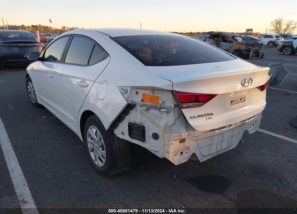 2018 HYUNDAI ELANTRA SE VIN: 5NPD74LF6JH277695