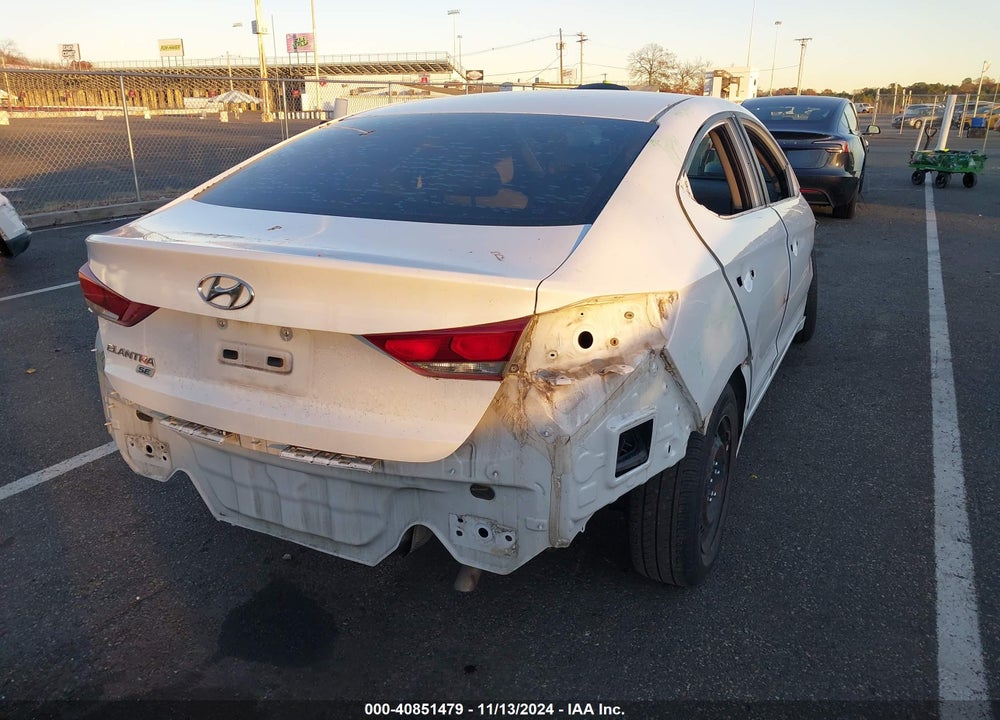 2018 HYUNDAI ELANTRA SE VIN: 5NPD74LF6JH277695