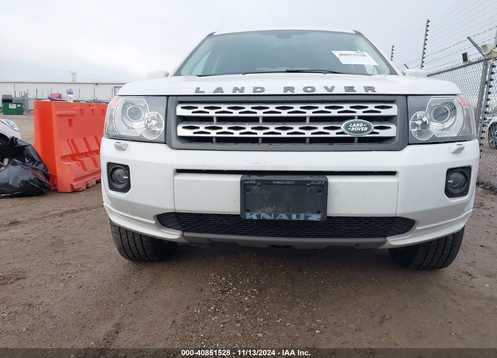 2011 LAND ROVER LR2 VIN: SALFR2BN3BH218483