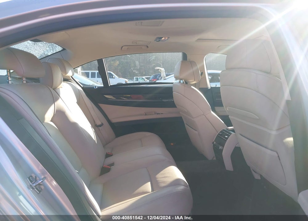 2009 BMW 750LI VIN: WBAKB83549CY59822