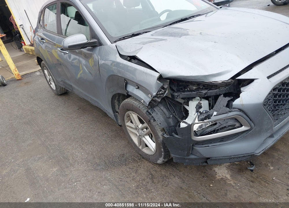 2021 HYUNDAI KONA SE VIN: KM8K1CAA8MU657637
