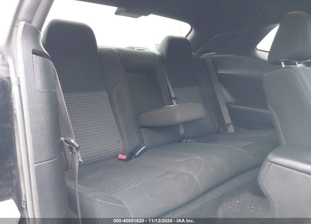 2020 DODGE CHALLENGER SXT VIN: 2C3CDZAG1LH135249