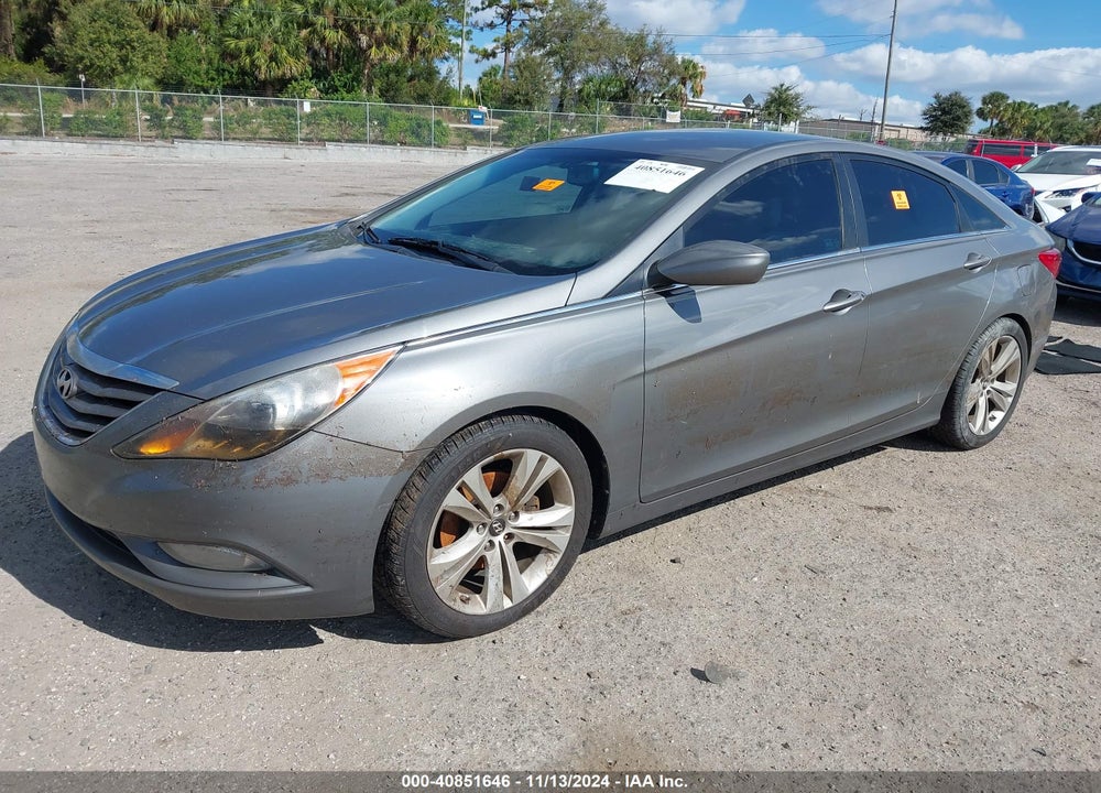 2013 HYUNDAI SONATA GLS VIN: 5NPEB4AC4DH686858