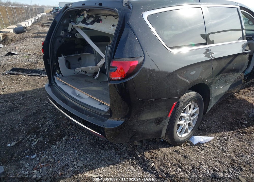 2024 CHRYSLER PACIFICA TOURING L VIN: 2C4RC1BG3RR128556