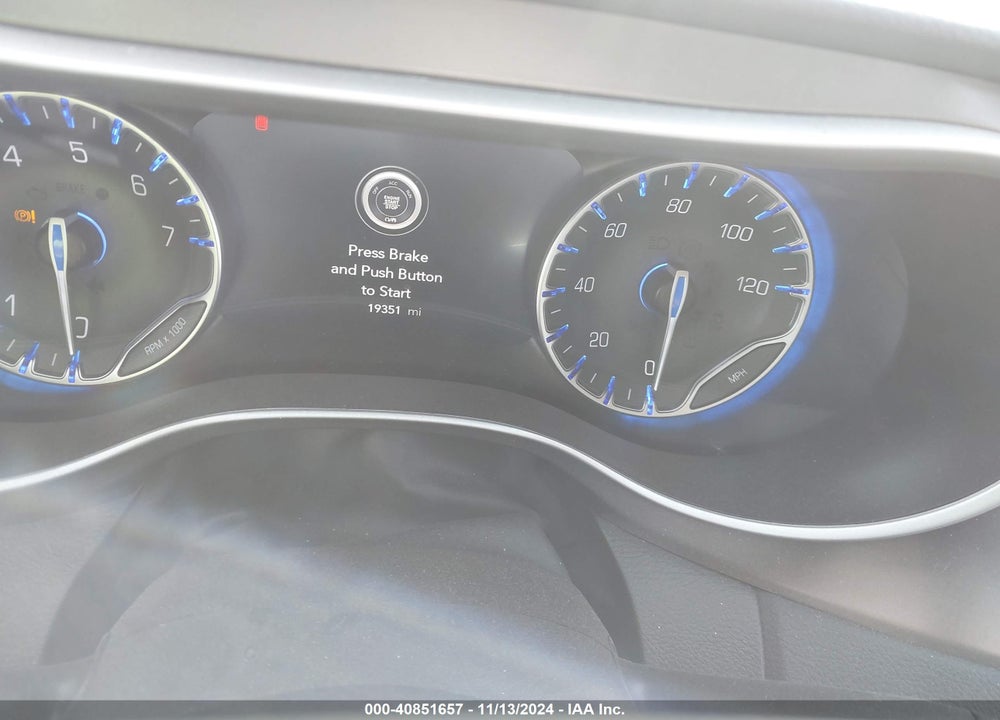 2024 CHRYSLER PACIFICA TOURING L VIN: 2C4RC1BG3RR128556