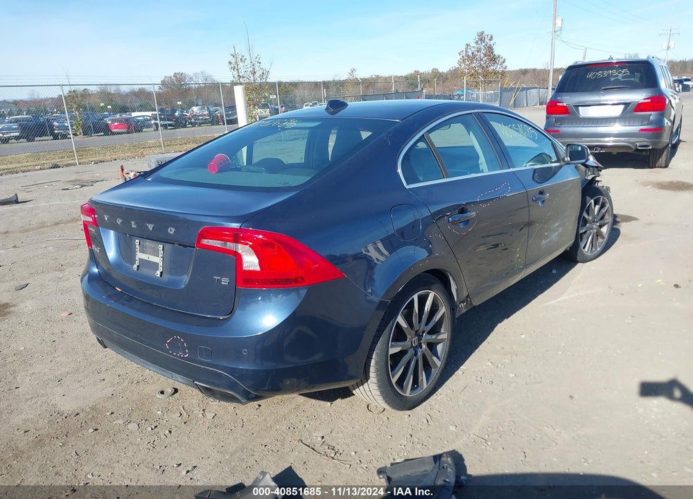 2015 VOLVO S60 T5 PREMIER VIN: YV126MFK1F1350841