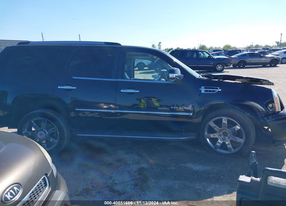 2014 CADILLAC ESCALADE LUXURY VIN: 1GYS3BEF2ER169331