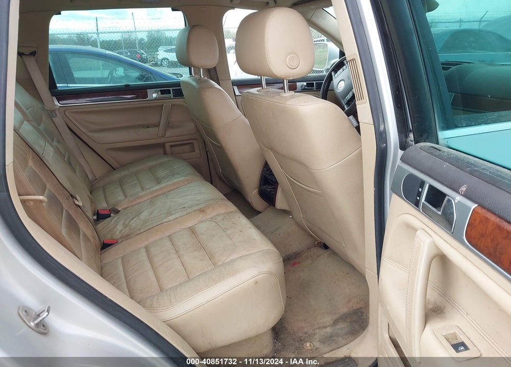 2008 VOLKSWAGEN TOUAREG 2 VIN: WVGCB77L28D042010