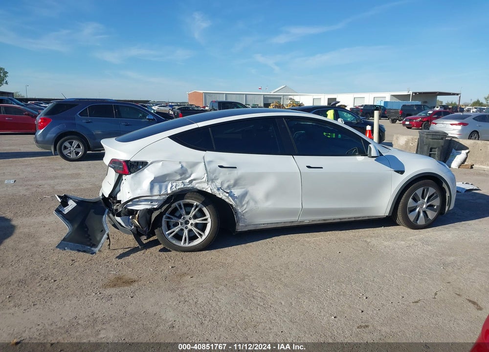 2023 TESLA MODEL Y AWD/LONG RANGE DUAL MOTOR ALL-WHEEL DRIVE VIN: 7SAYGDEEXPA036686