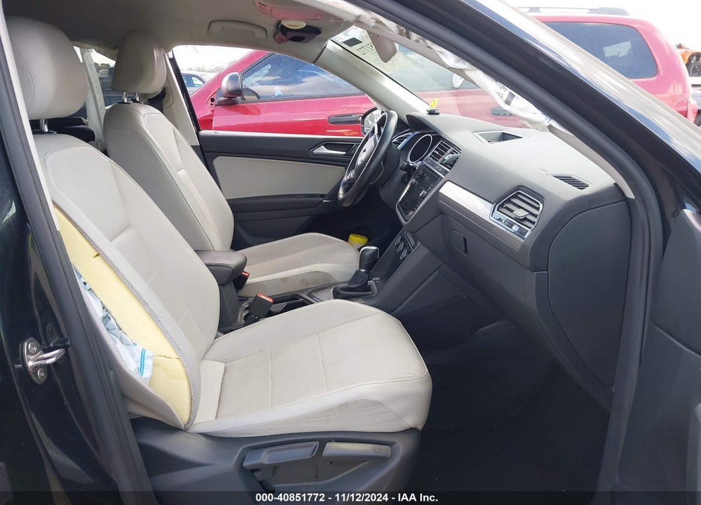 2018 VOLKSWAGEN TIGUAN 2.0T SE/2.0T SEL VIN: 3VV3B7AX7JM191461
