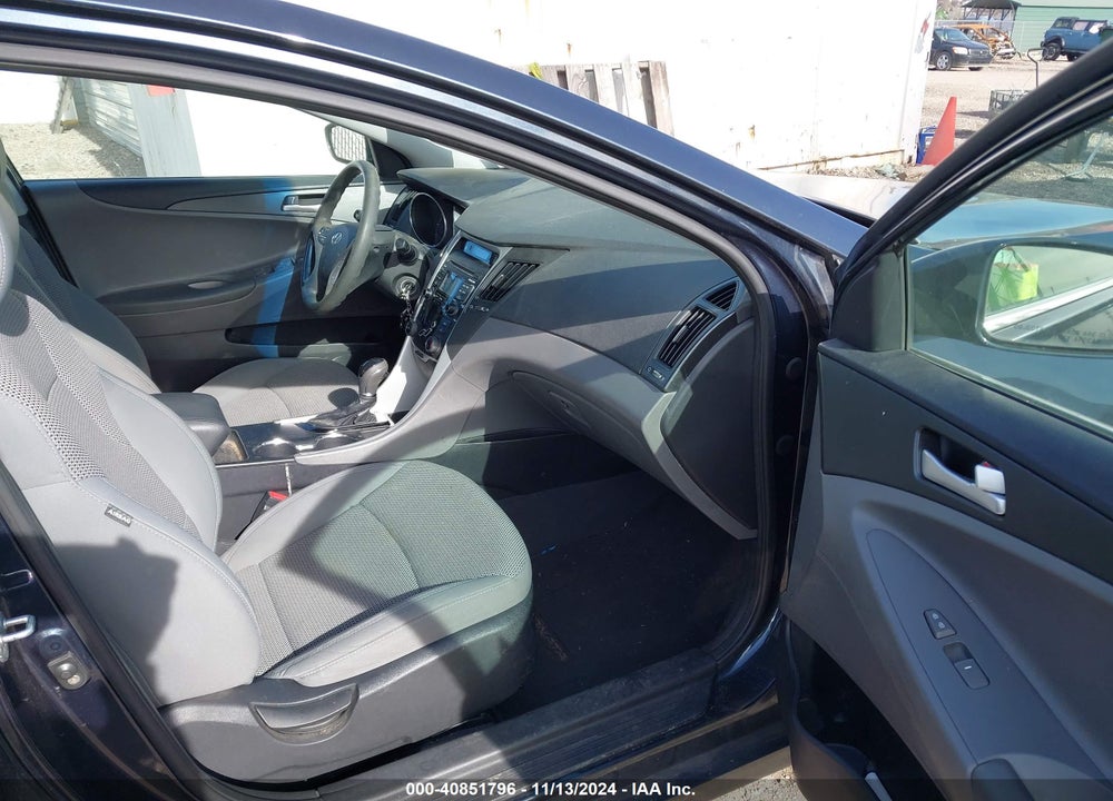 2011 HYUNDAI SONATA GLS VIN: 5NPEB4ACXBH104582
