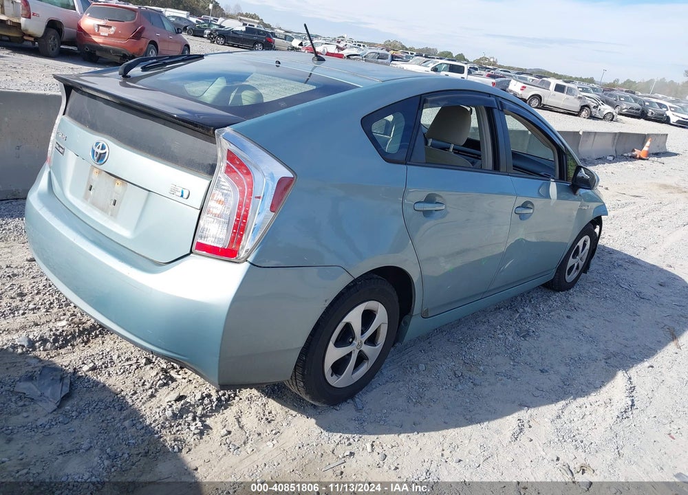 2015 TOYOTA PRIUS TWO VIN: JTDKN3DU1F1949536