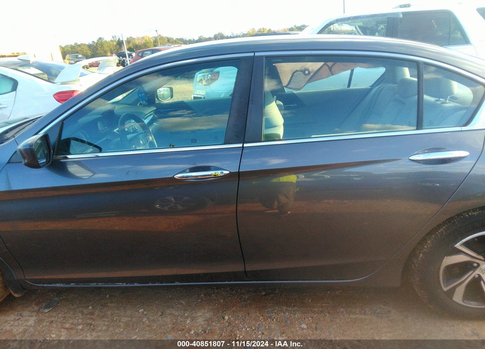 2017 HONDA ACCORD LX VIN: 1HGCR2F36HA048223