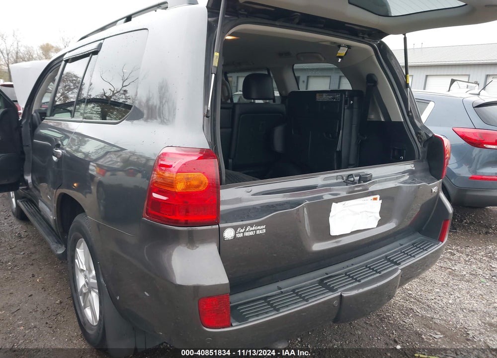 2015 TOYOTA LAND CRUISER V8 VIN: JTMHY7AJ0F4030094