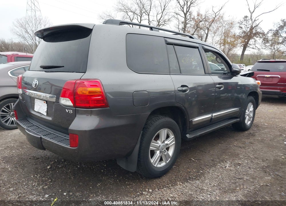 2015 TOYOTA LAND CRUISER V8 VIN: JTMHY7AJ0F4030094