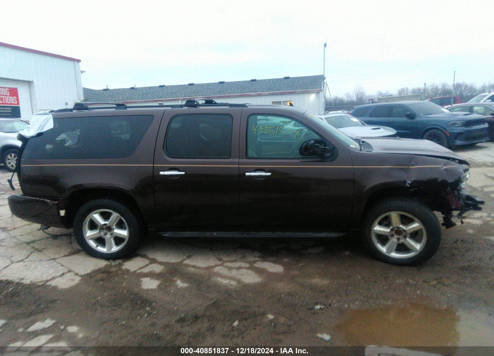 2008 CHEVROLET SUBURBAN VIN: 3GNFK16378G109498